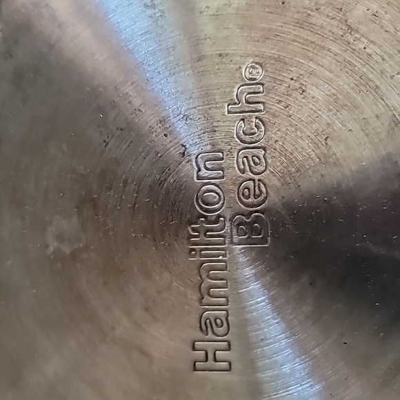 Hamilton Beach 8" stainless steel fry pan riveted coated handle - Picture 3 of 5